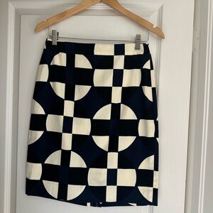 Pre- owned J Crew women’s pencil skirt size 8